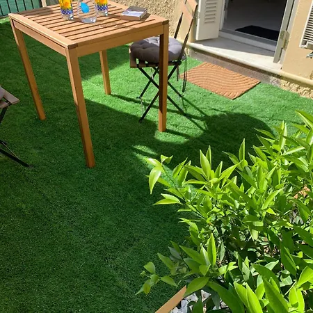 Apartment Elegant T2 Au Calme *